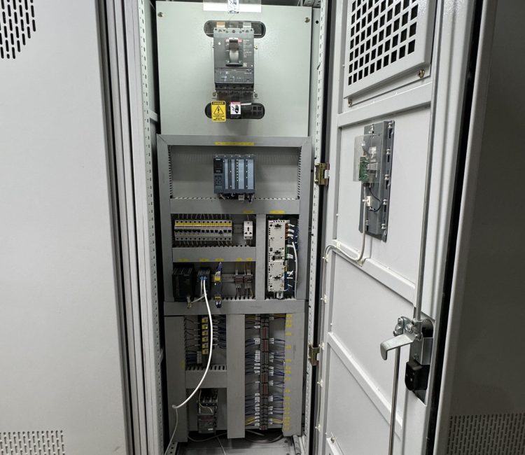 0193B9A1-E861-4CA8-BC08-F4DC2633C20A