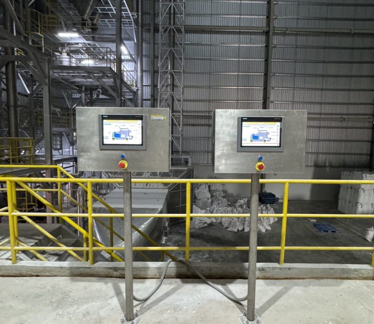 2057ACDB-23E2-4C40-BF64-0C2267B63793